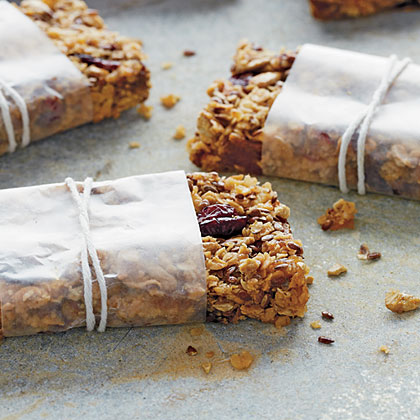 Chewy Oat and Fruit Granola Bars