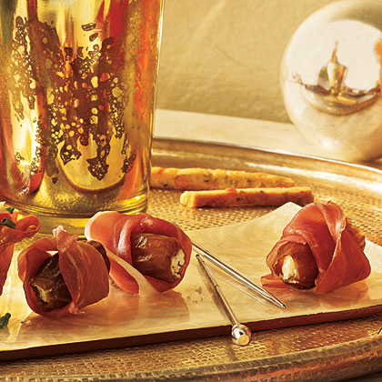 Prosciutto-Wrapped Stuffed Dates Prosciutto-Wrapped Stuffed Dates