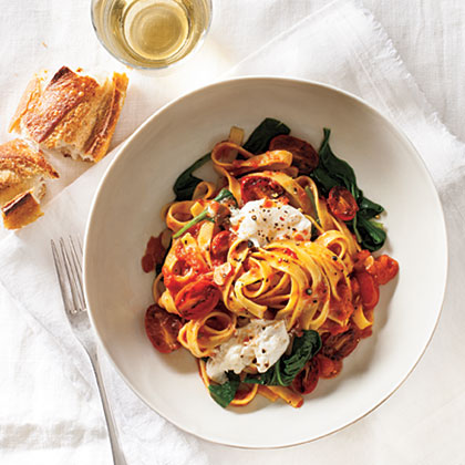 Fettuccine with Seared Tomatoes, Spinach, and Burrata Fettuccine with Seared Tomatoes, Spinach, and Burrata
