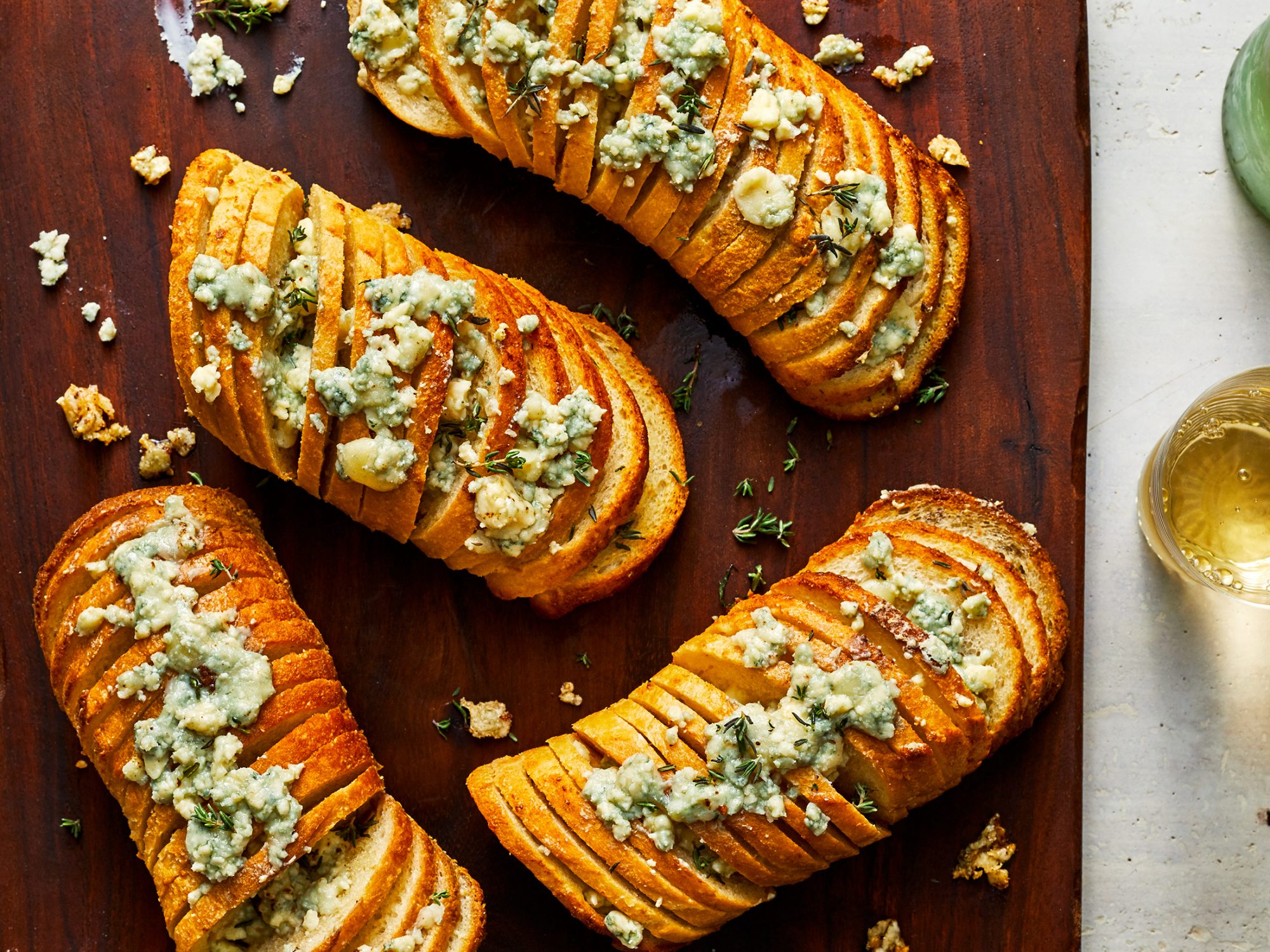 Hasselbaguette with Gorgonzola and Garlic Butter Hasselbaguette with Gorgonzola and Garlic Butter