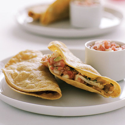 Хрустящие куриные тако (Tacos de Pollo)