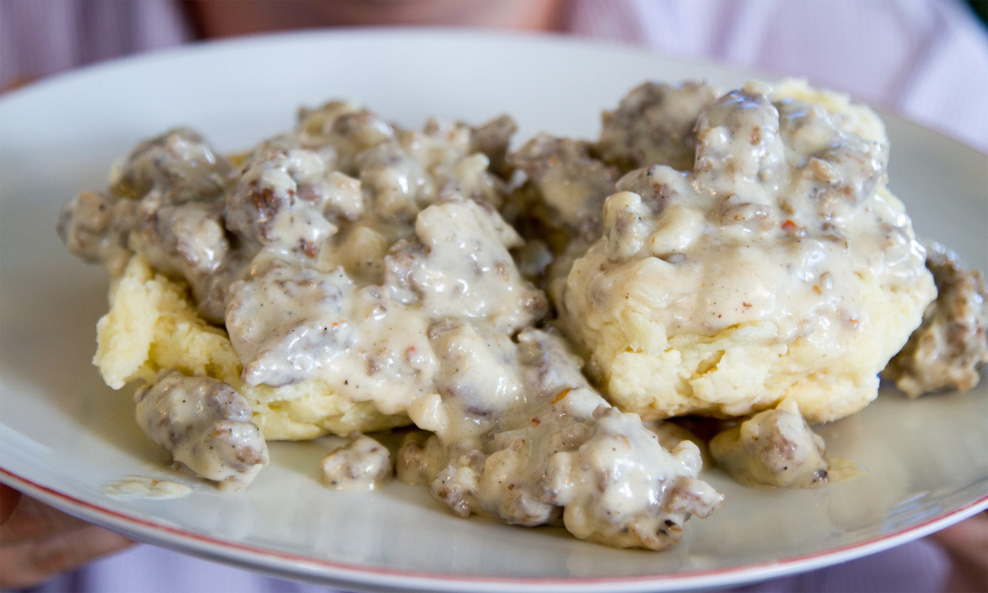 How to Make the Best Biscuits and Sausage Gravy of Your Life