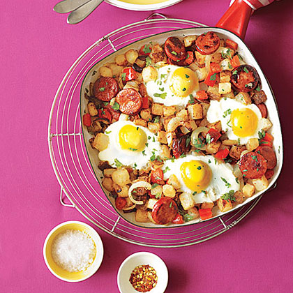 Potato, Pepper and Chorizo Hash with Fried Eggs Potato, Pepper and Chorizo Hash with Fried Eggs
