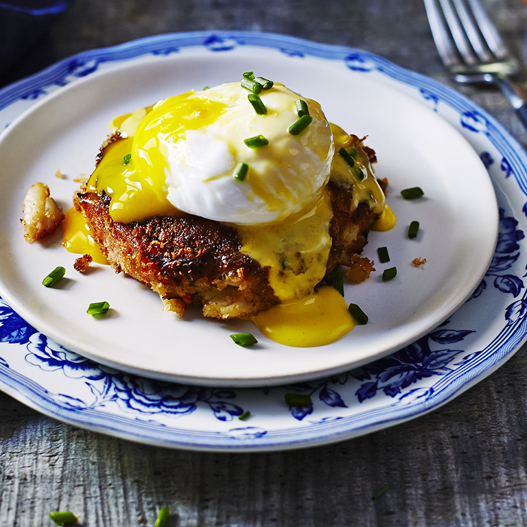 Crabcake Eggs Benedict