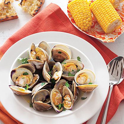 Grilled Clams with Garlic Grilled Clams with Garlic