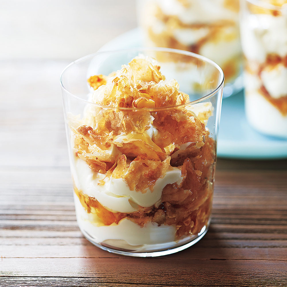 Yogurt, Honey and Walnut Parfaits Yogurt, Honey and Walnut Parfaits