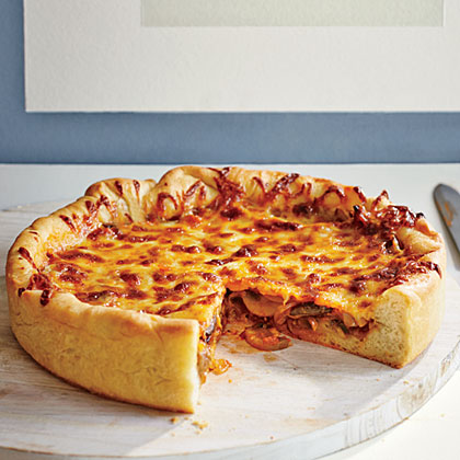 Deep-Dish Mushroom and Onion Pizza Deep-Dish Mushroom and Onion Pizza