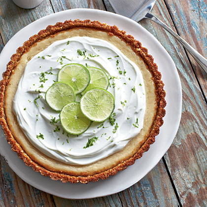 Key Lime Pie with Raspberry Sauce