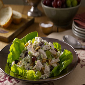 Turkey Salad with Grapes and Walnuts Turkey Salad with Grapes and Walnuts