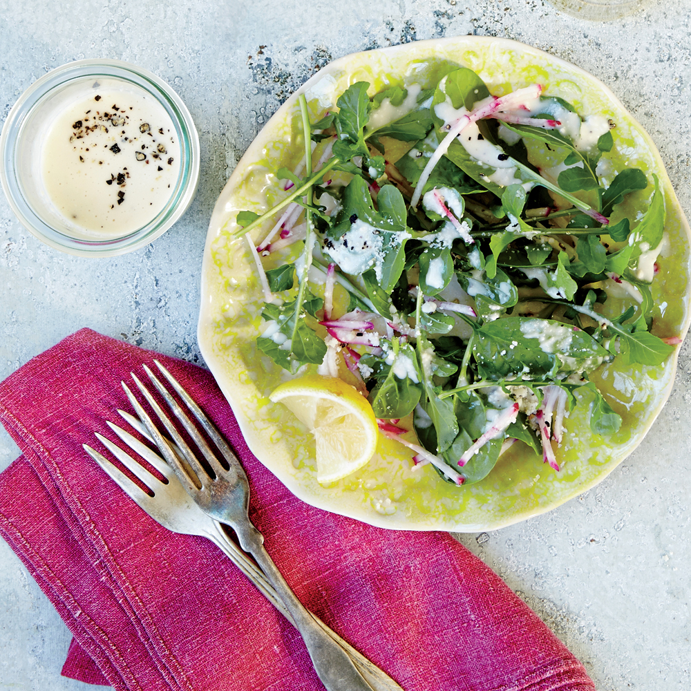Spinach and Arugula Salad with Creamy Parmesan Dressing Spinach and Arugula Salad with Creamy Parmesan Dressing