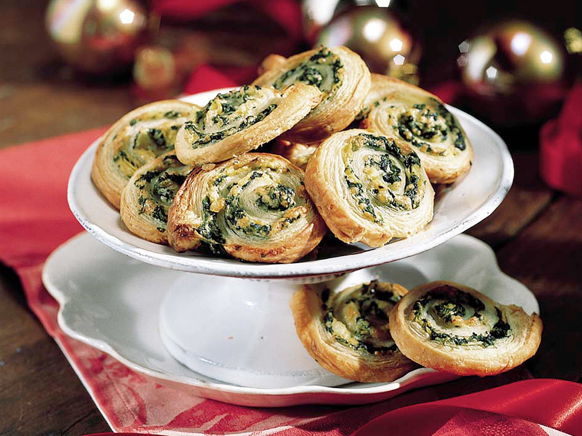 Spinach and Artichokes in Puff Pastry Spinach and Artichokes in Puff Pastry