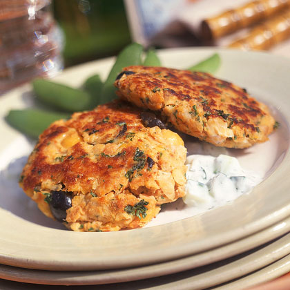 Mediterranean Salmon Cakes with Cucumber Sauce Mediterranean Salmon Cakes with Cucumber Sauce