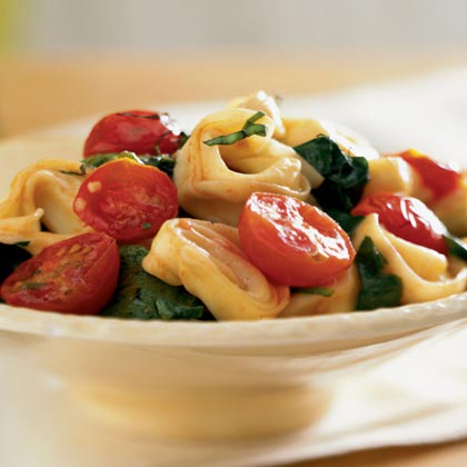 Tortellini with Spinach and Cherry Tomatoes Tortellini with Spinach and Cherry Tomatoes