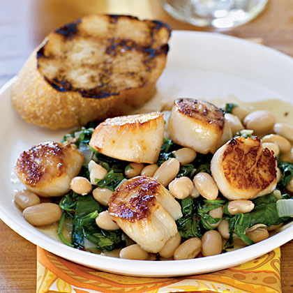 Seared Scallops with Warm Tuscan Beans Seared Scallops with Warm Tuscan Beans