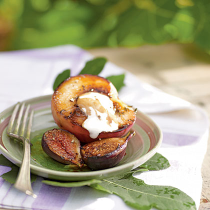 Seared Figs and White Peaches with Balsamic Reduction Seared Figs and White Peaches with Balsamic Reduction