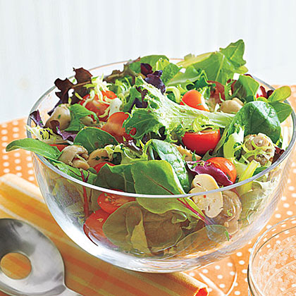 Tossed Salad with Mushrooms