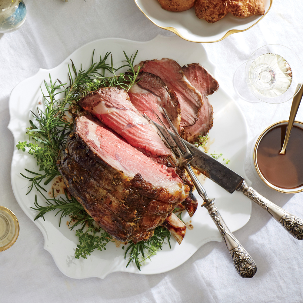 Herb-Crusted Roast Beef and Yorkshire Pudding with Red Wine Jus Herb-Crusted Roast Beef and Yorkshire Pudding with Red Wine Jus