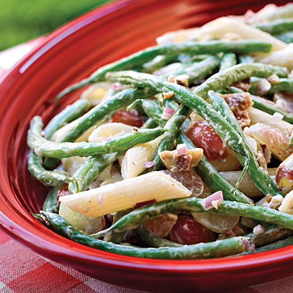 Green Bean, Grape, and Pasta Toss Green Bean, Grape, and Pasta Toss